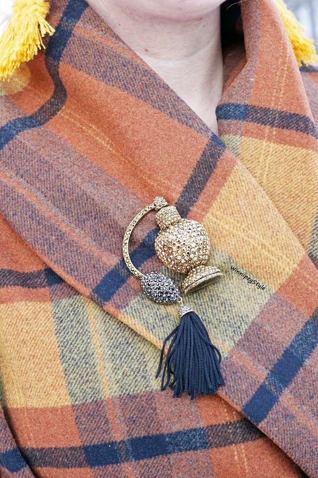 Winnipeg Style, Canadian fashion blog, Heidi Daus vintage perfume atomizer crystal brooch pin